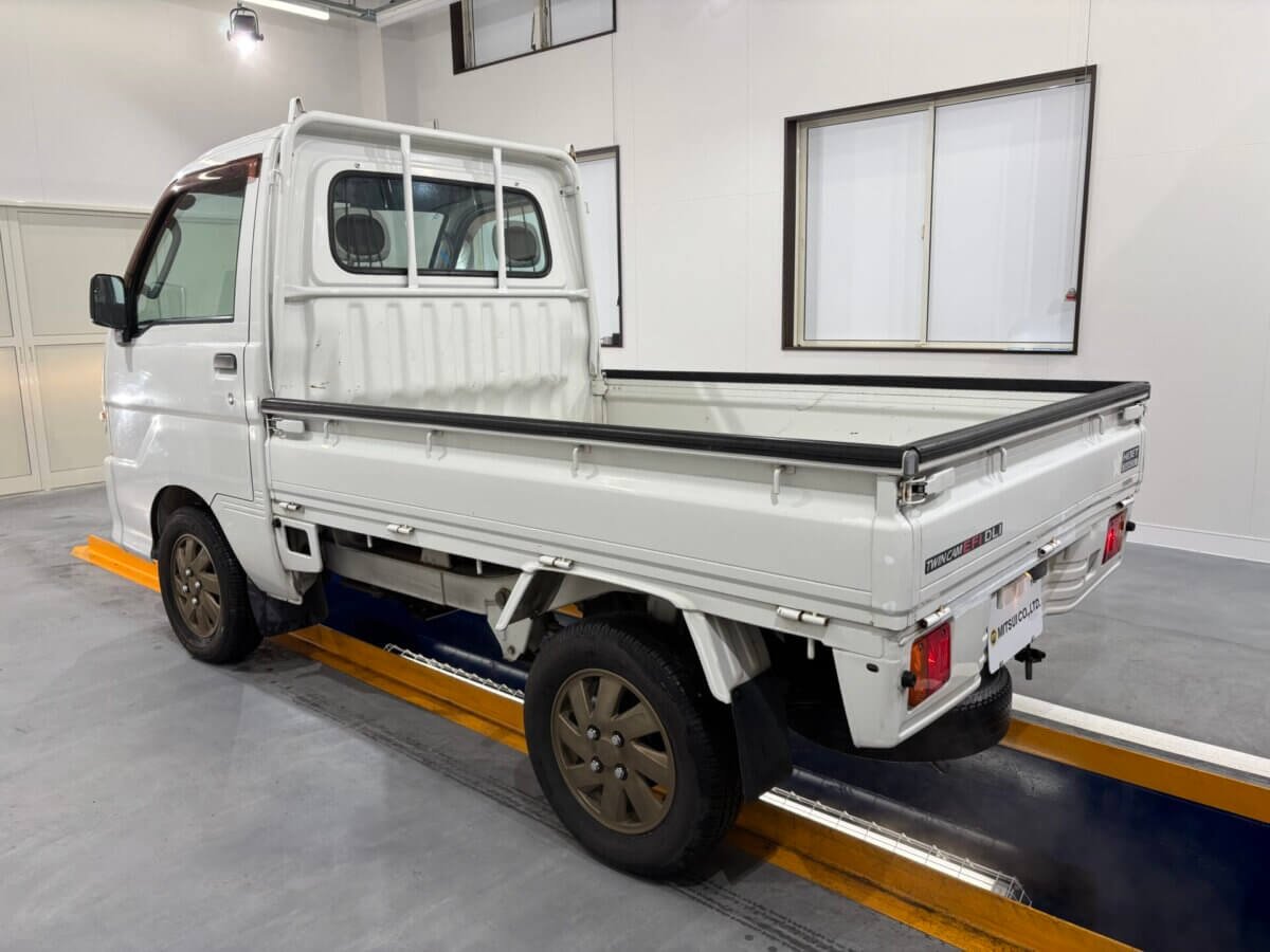 2000 Daihatsu Hijet JDM car for sale — photo 3 of 25