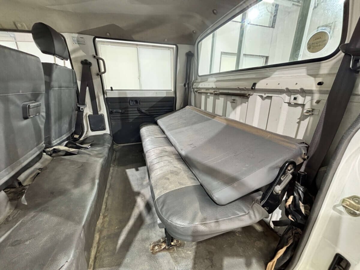 2000 Mazda Bongo JDM car for sale — photo 16 of 25