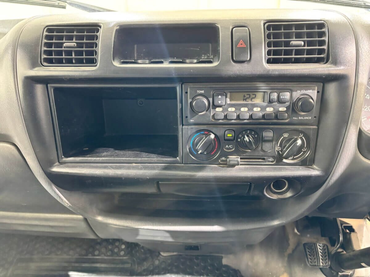 2000 Mazda Bongo JDM car for sale — photo 12 of 25