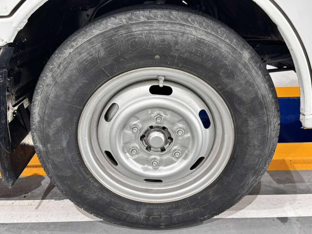 2000 Mazda Bongo JDM car for sale — photo 18 of 25
