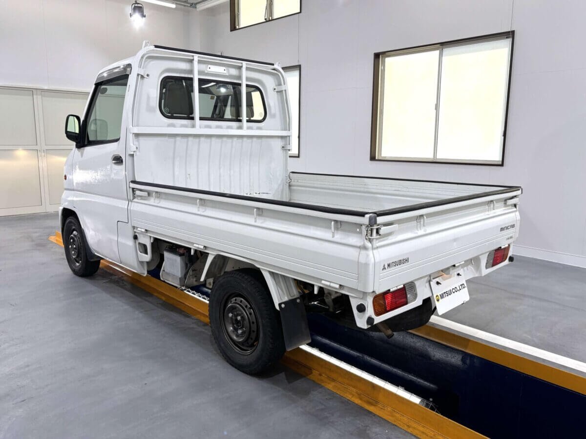 2000 Mitsubishi Minicab JDM car for sale — photo 3 of 24