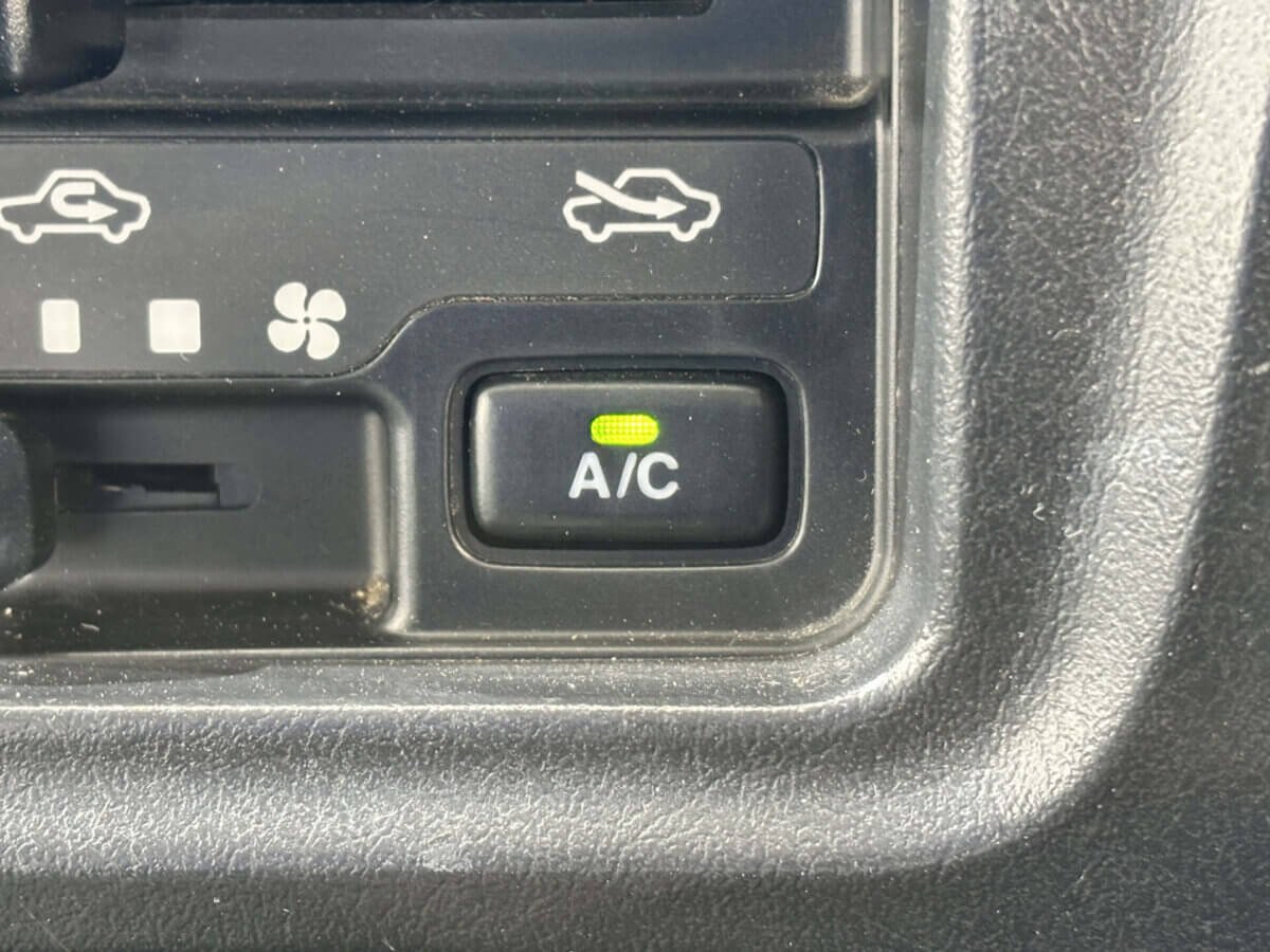 2000 Suzuki Carry JDM car for sale — photo 11 of 25
