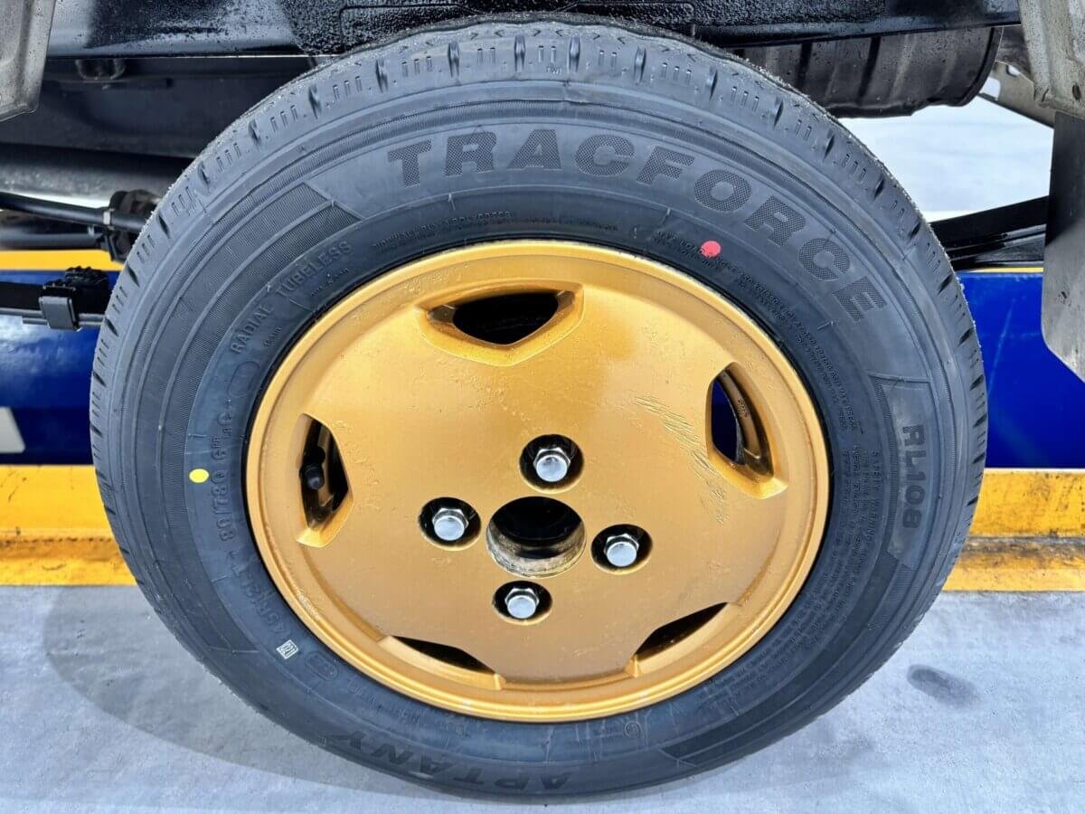 2000 Suzuki Carry JDM car for sale — photo 15 of 24