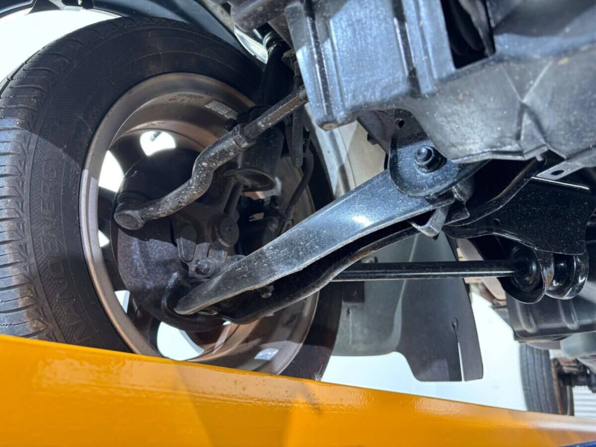 2001 Suzuki Carry JDM car for sale — photo 18 of 25