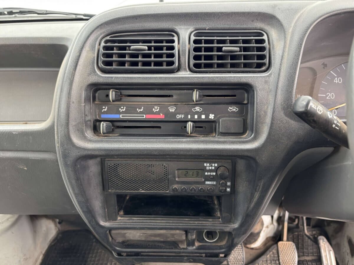 2001 Suzuki Carry JDM car for sale — photo 12 of 25