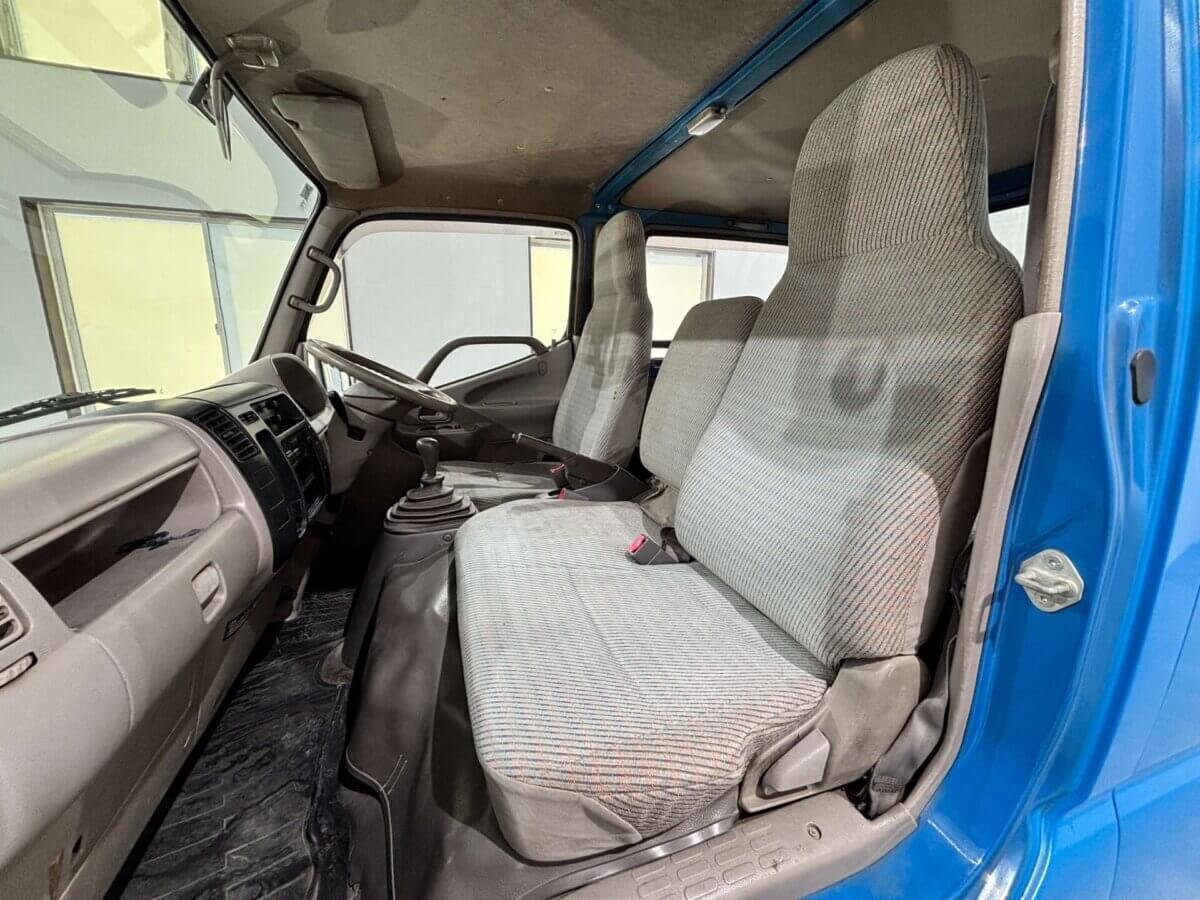 2001 Toyota Dyna JDM car for sale — photo 11 of 25