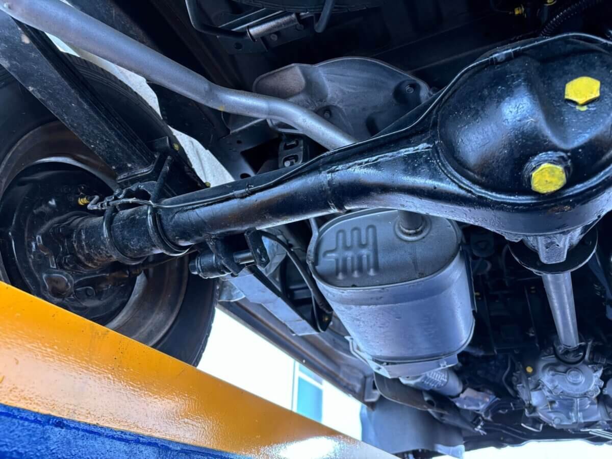 1993 Daihatsu Hijet JDM car for sale — photo 24 of 25