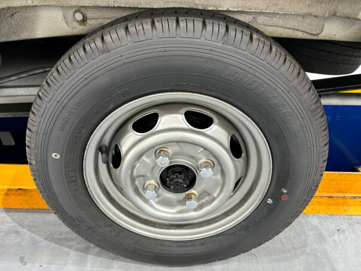 1993 Daihatsu Hijet JDM car for sale — photo 20 of 25