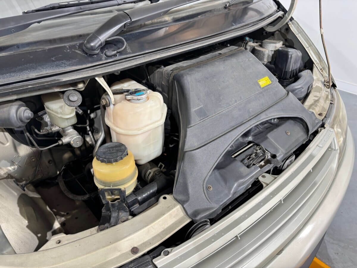 1995 Toyota Estima JDM car for sale — photo 6 of 25