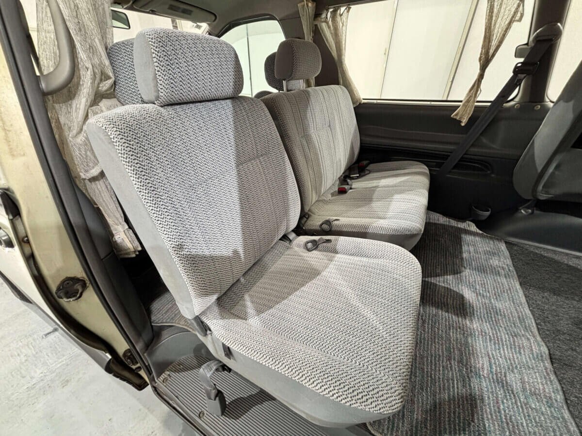 1995 Toyota Estima JDM car for sale — photo 22 of 25