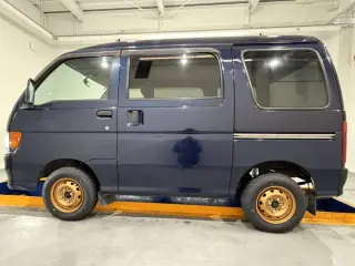 1998 Daihatsu Hijet Van, right-hand drive Japanese import, stock KTD-0919 (photo 3)