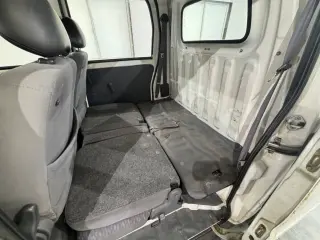 White 1999 Daihatsu Hijet Deck Van 2WD JDM van for sale, stock KTD-0926 (photo 17)