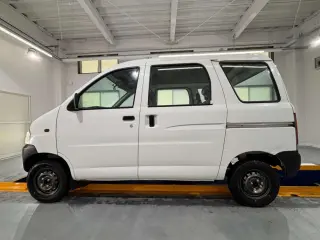 1999 Daihatsu Hijet Van, right-hand drive Japanese import, stock KTD-0927 (photo 3)