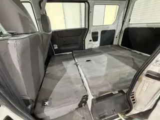 White 1999 Honda Acty Van 2WD JDM van for sale, stock KTD-0928 (photo 17)
