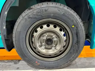 Green 1999 Honda Vamos 2WD JDM van for sale, stock KTD-0936 (photo 25)