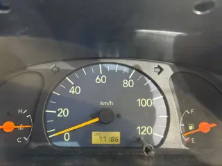1999 Suzuki Every Van — White 2WD JDM Vans, photo 7 of 33