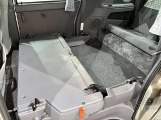 Silver 2000 Daihatsu Atrai, 5-Speed Manual, imported JDM van, stock KTD-0944 (photo 28)