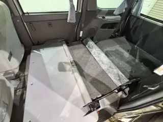 Silver 2000 Daihatsu Atrai, 5-Speed Manual, imported JDM van, stock KTD-0944 (photo 32)
