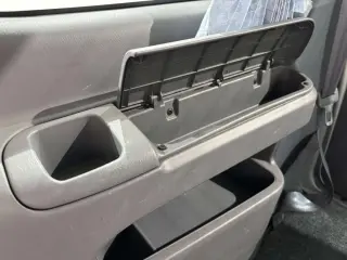 Silver 2000 Daihatsu Atrai, 5-Speed Manual, imported JDM van, stock KTD-0944 (photo 24)