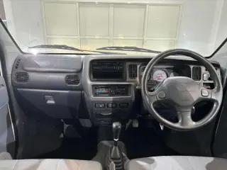 White 2000 Daihatsu Atrai, 5-Speed Manual, imported JDM van, stock KTD-0945 (photo 8)