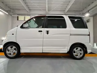 2000 Daihatsu Atrai, Van, right-hand drive Japanese import, stock KTD-0945 (photo 3)