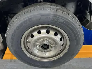 2000 Daihatsu Atrai — Blue 4WD JDM Vans, photo 26 of 37