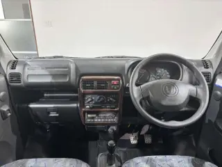 2000 Honda Vamos — White 4WD JDM Vans, photo 10 of 38