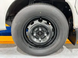 2000 Subaru Sambar Van — Silver 2WD JDM Vans, photo 31 of 38