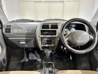 2000 Suzuki Every Van — Beige 2WD JDM Vans, photo 10 of 36
