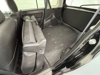 2000 Toyota bB — Black 2WD JDM Vans, photo 19 of 37