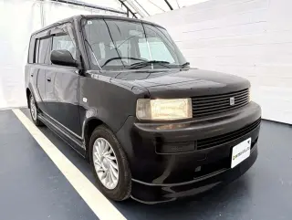 2000 Toyota bB — Black 2WD JDM Vans, photo 1 of 37