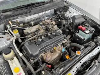 White 2001 Nissan Ad Van, 24,400 miles, QG15 1500 cc, stock KTD-0964 (photo 6)