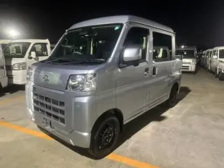 2022 Daihatsu Hijet Japanese Minitruck Deckvan (ac, ps) — White 4WD Kei Vans, photo 1 of 8
