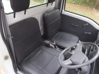 1991 Subaru Sambar — White RWD Kei Trucks, photo 19 of 32