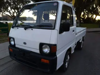 1991 Subaru Sambar — White RWD Kei Trucks, photo 2 of 32