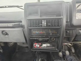 1991 Suzuki Jimny — Tan 4WD Kei 4x4 & Jimny, photo 14 of 16