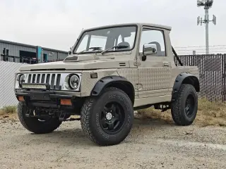 1991 Suzuki Jimny — Tan 4WD Kei 4x4 & Jimny, photo 4 of 16