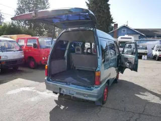 1992 Daihatsu Atrai Cruise Van — Turquoise Kei Vans, photo 5 of 34
