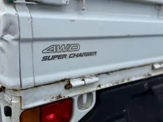 1992 Subaru Sambar — White 4WD Kei Trucks, photo 13 of 22