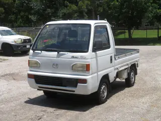 1993 Honda Acty — White 4WD Kei Trucks, photo 5 of 18