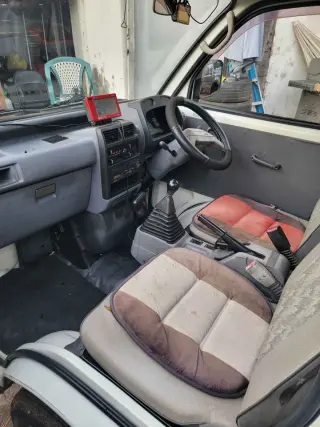 White 1994 Mitsubishi Minicab, 83,885 miles, 3 cylinder, stock KTD-0041 (photo 6)