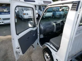 White 1995 Subaru Sambar Dump Truck, 5-Speed Manual, imported kei truck, stock KTD-0054 (photo 64)