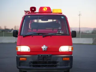1995 Subaru Sambar — Red 4WD Kei Trucks, photo 12 of 53