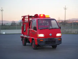 1995 Subaru Sambar — Red 4WD Kei Trucks, photo 5 of 53