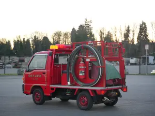 1995 Subaru Sambar — Red 4WD Kei Trucks, photo 18 of 53