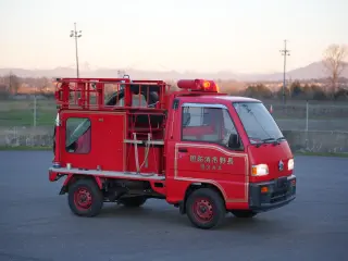 1995 Subaru Sambar — Red 4WD Kei Trucks, photo 6 of 53
