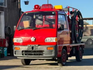1995 Subaru Sambar — Red 4WD Kei Trucks, photo 52 of 53