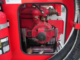 1995 Subaru Sambar — Red 4WD Kei Trucks, photo 44 of 53