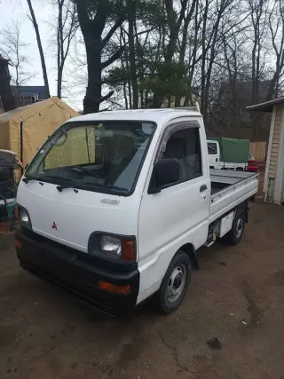 White 1996 Mitsubishi Minicab 4x4 kei truck for sale, stock KTD-0059 (photo 1)