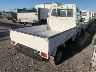 White 1996 Subaru Sambar Special II, Manual, imported kei truck, stock KTD-0061 (photo 4)